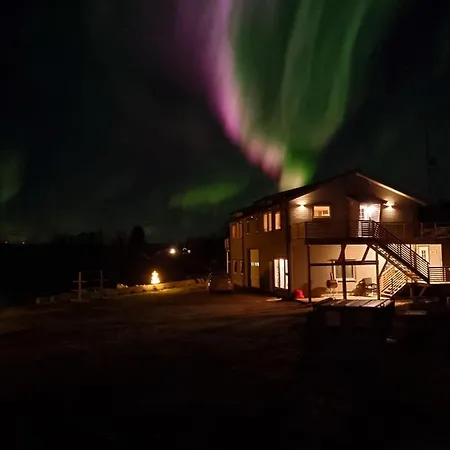 Laukvik Senja Ferieparker Botnhamn