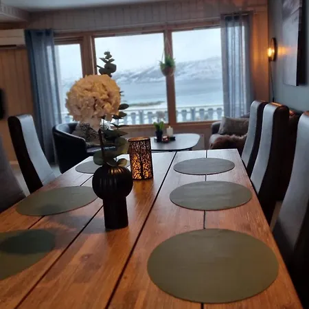Laukvik Senja Ferieparker Botnhamn