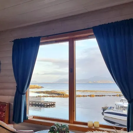 Laukvik Senja Ferieparker Botnhamn