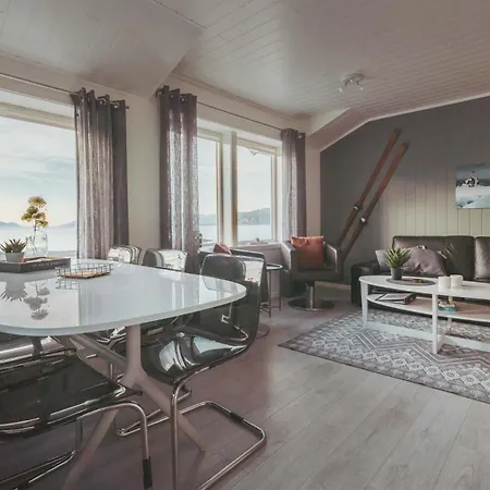 Ferieparker Laukvik Senja Botnhamn