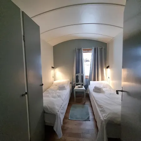 منتزه العطل Laukvik Senja *