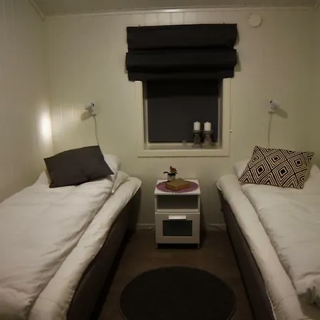 منتزه العطل Laukvik Senja