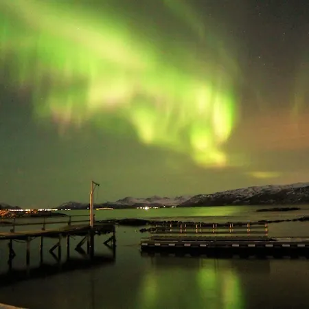 Laukvik Senja * Botnhamn